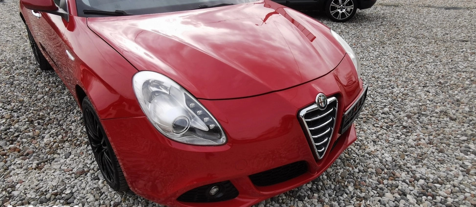 Alfa Romeo Giulietta cena 26900 przebieg: 221030, rok produkcji 2011 z Wołów małe 781